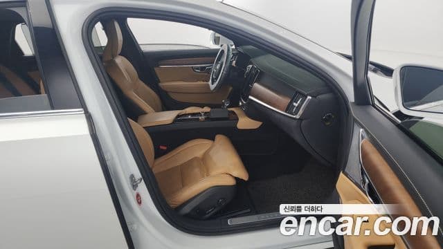 Volvo S90 2018 — Şəkil 11/20