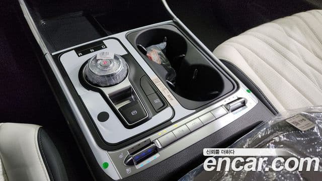 Kia Carnival 2025 — ფოტო 9/20