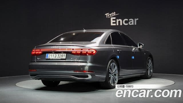 Audi A8 2023 — Şəkil 2/20
