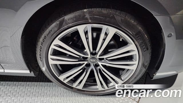 Audi A8 2023 — ფოტო 5/20