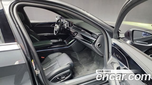 Audi A8 2023 — ფოტო 11/20