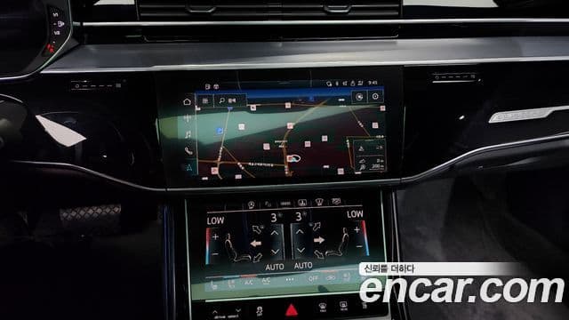 Audi A8 2023 — ფოტო 14/20