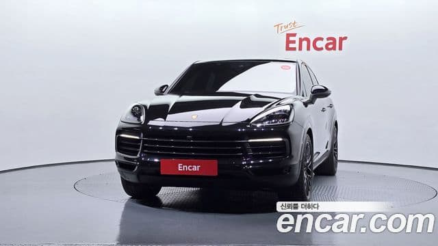 Porsche Cayenne 2020 — ფოტო 3/20