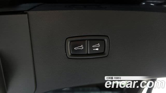 Porsche Cayenne 2020 — ფოტო 19/20