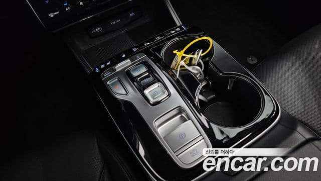 Hyundai The New Tucson 2023 — ფოტო 9/20
