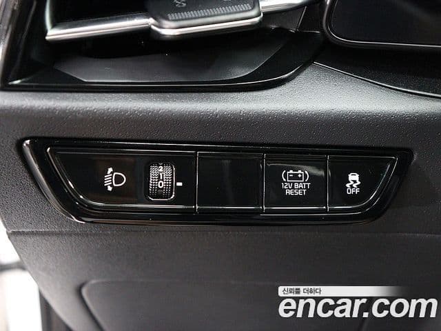 Kia Niro 2022 — Şəkil 15/20