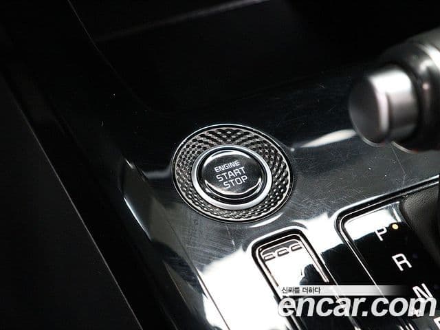 Kia Niro 2022 — Şəkil 17/20