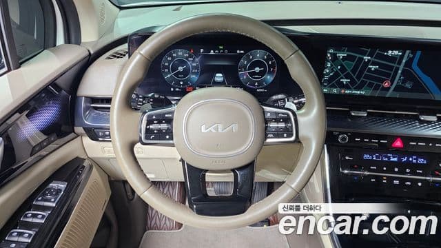 Kia Carnival 2022 — Photo 13/20