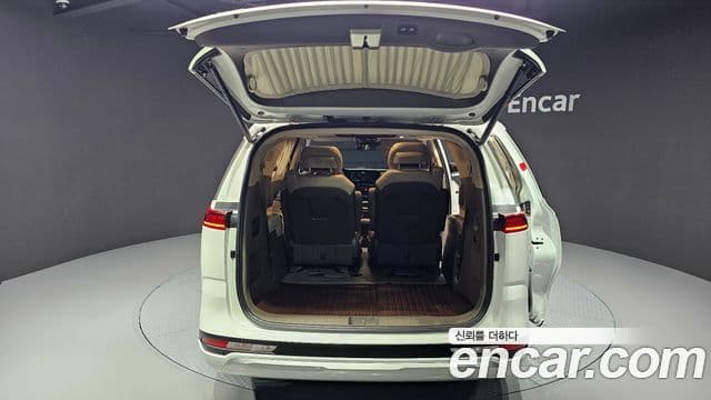 Kia Carnival 2022 — Photo 20/20