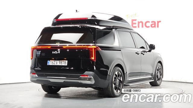 Kia Carnival 2025 — Şəkil 2/20