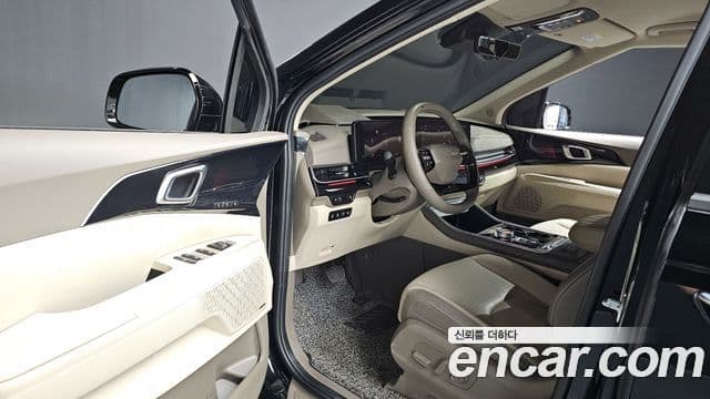 Kia Carnival 2025 — Şəkil 11/20