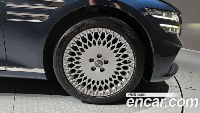 Genesis G80 2021 — Photo 16/20