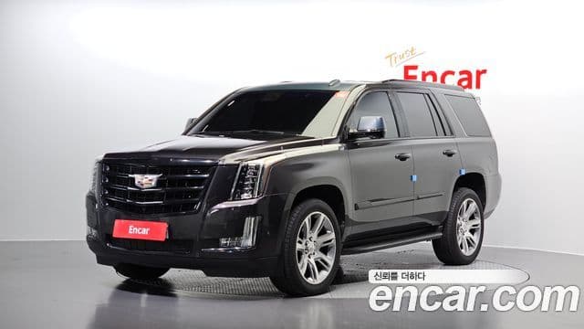 Cadillac Escalade 2018 — ფოტო 1/20