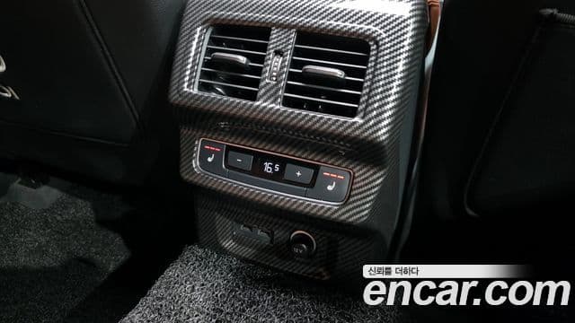 Audi Q5 2023 — Şəkil 19/20