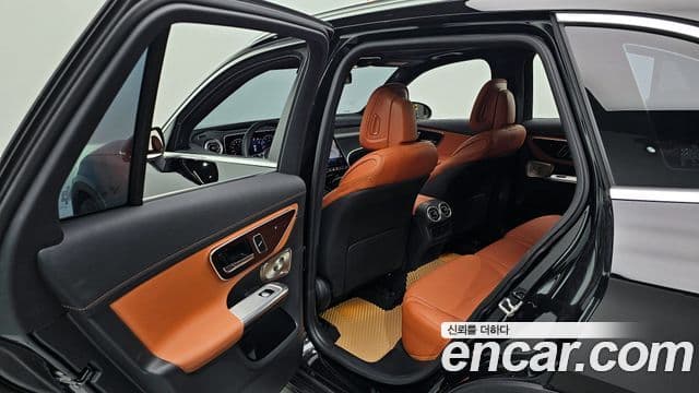 Mercedes-Benz GLC-Class 2024 — Şəkil 18/20
