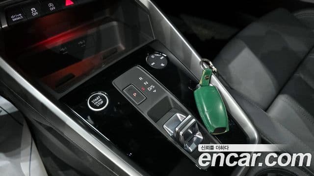 Audi A3 2023 — Şəkil 9/20