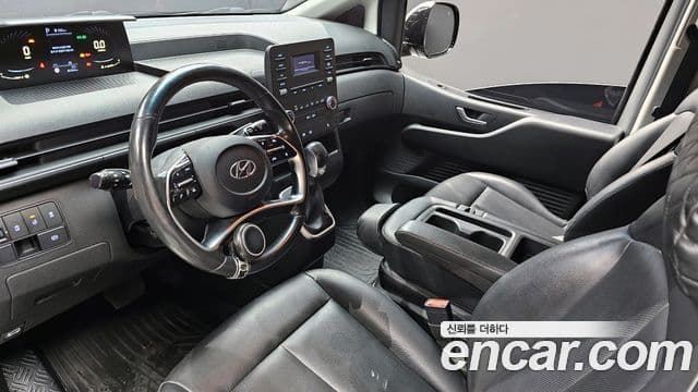 Hyundai Staria 2022 — ფოტო 7/20