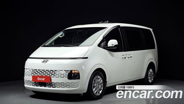 Hyundai Staria 2024 — ფოტო 1/20
