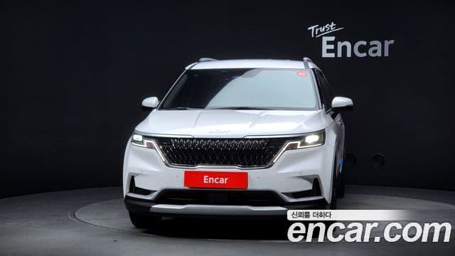 Kia Carnival 2023 — Şəkil 2/20