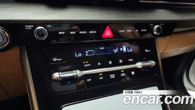 Kia Carnival 2023 — Şəkil 13/20