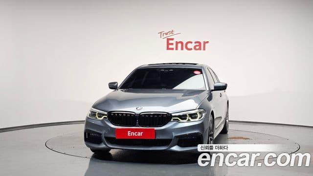 BMW 5 Series 2019 — ფოტო 3/20
