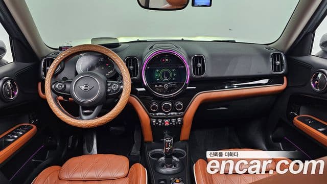 Mini Cooper SD Countryman 2021 — Photo 10/20