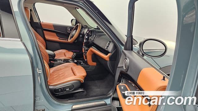 Mini Cooper SD Countryman 2021 — Photo 18/20