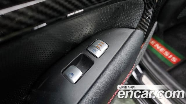 Genesis G70 2019 — Photo 7/20