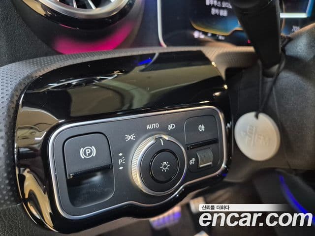 Mercedes-Benz A-Class 2020 — Фото 14/20