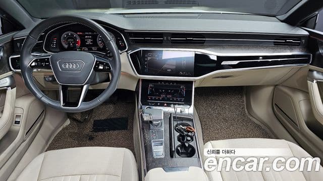 Audi A7 2021 — ფოტო 7/20