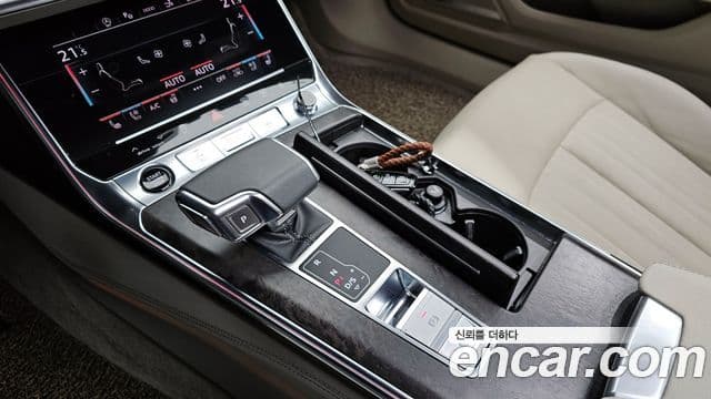 Audi A7 2021 — ფოტო 9/20