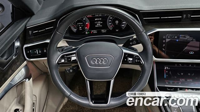 Audi A7 2021 — ფოტო 13/20