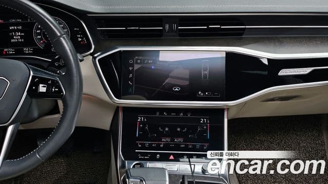 Audi A7 2021 — ფოტო 15/20