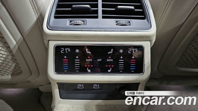 Audi A7 2021 — ფოტო 19/20