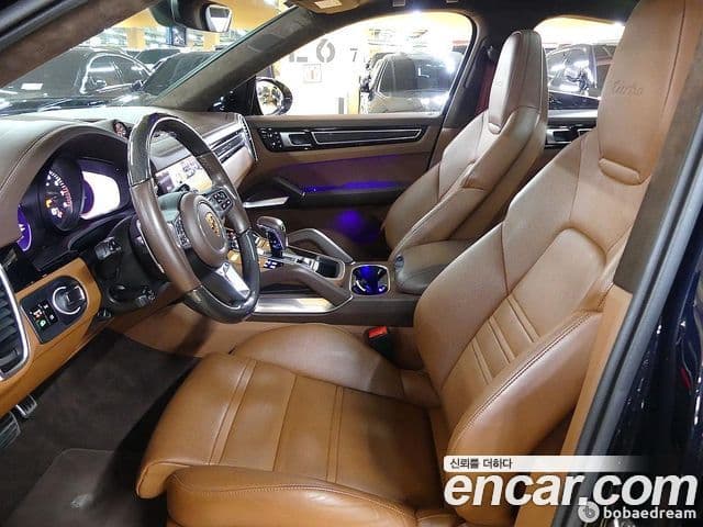 Porsche Cayenne 2021 — Şəkil 19/20
