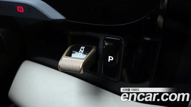 Porsche Taycan 2023 — Şəkil 6/20