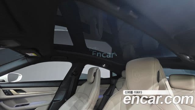 Porsche Taycan 2023 — Şəkil 16/20