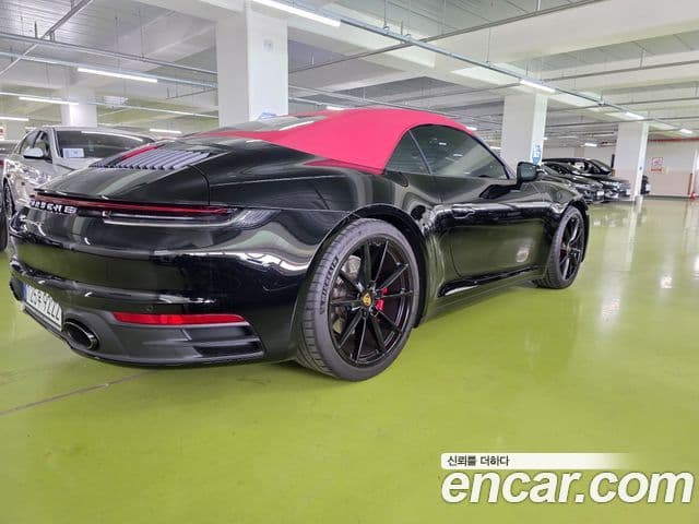 Porsche 911 2020 — ფოტო 4/20