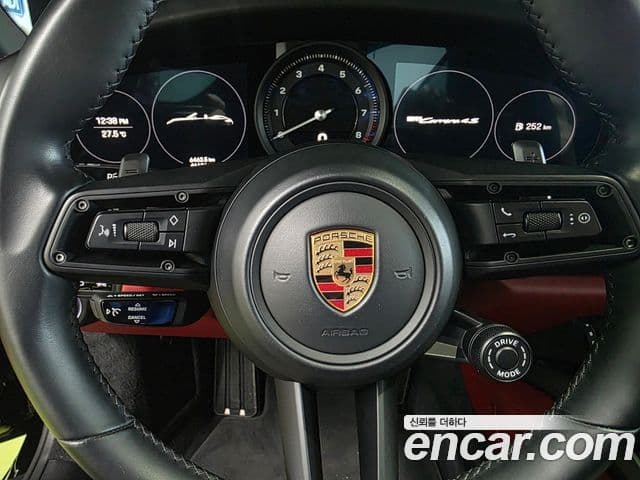Porsche 911 2020 — ფოტო 11/20