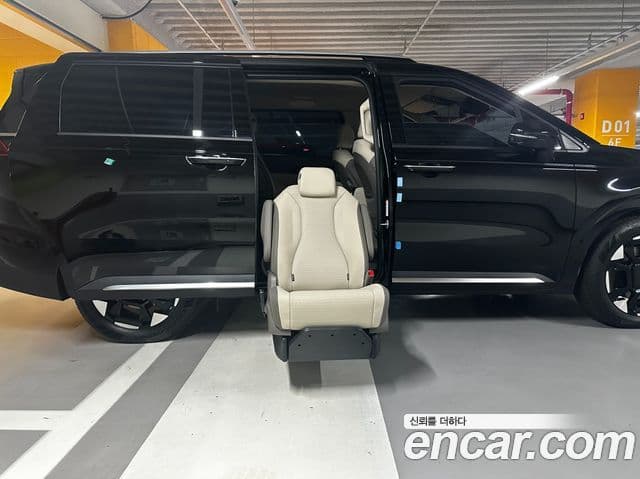 Kia Carnival 2024 — Şəkil 19/20