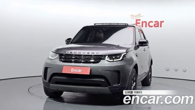 Land Rover Discovery 5 2018 — Şəkil 13/20