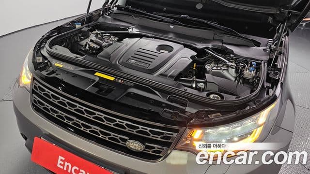 Land Rover Discovery 5 2018 — Şəkil 5/20