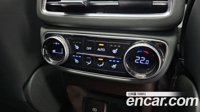 Genesis GV80 2020 — ფოტო 18/20