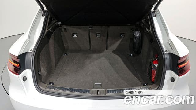 Porsche Macan 2018 — Şəkil 20/20