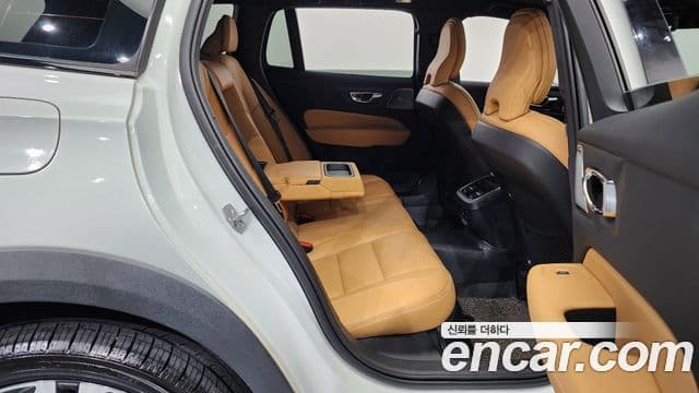 Volvo V60 Cross Country 2020 — ფოტო 11/20