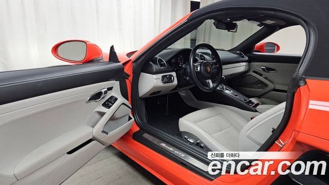 Porsche 718 Boxster 2021 — ფოტო 10/20