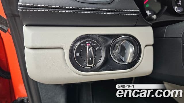 Porsche 718 Boxster 2021 — фото 15 из 20