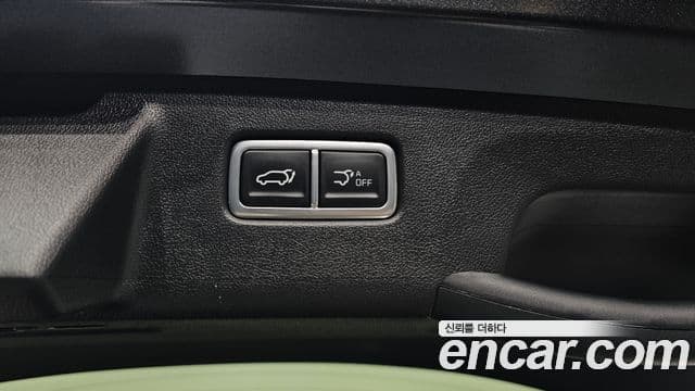 Kia Sorento 2023 — ფოტო 3/20