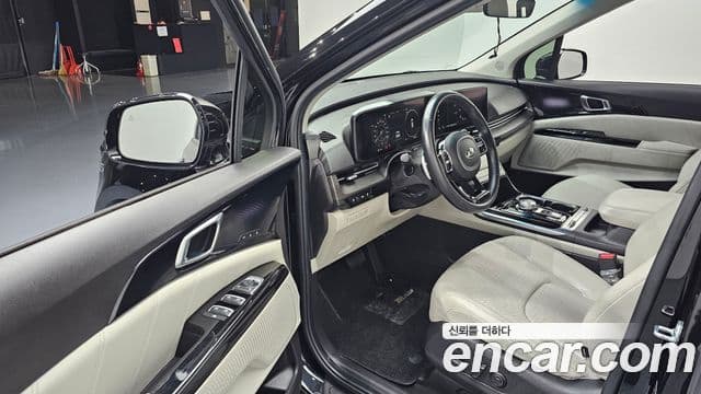 Kia Carnival 2020 — Фото 11/20