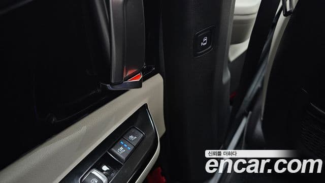 Kia Carnival 2020 — Фото 18/20